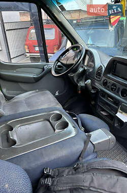 Микроавтобус Mercedes-Benz Sprinter 2001 в 