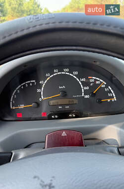Вантажопасажирський фургон Mercedes-Benz Sprinter 2004 в 