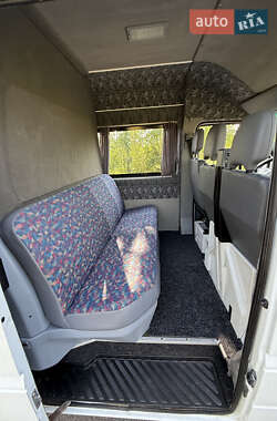 Вантажопасажирський фургон Mercedes-Benz Sprinter 2004 в 