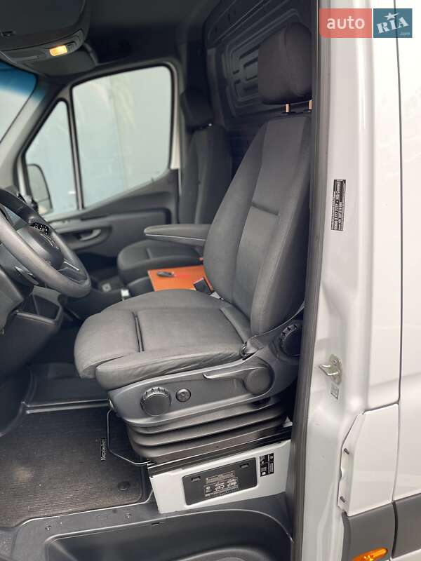 Грузовой фургон Mercedes-Benz Sprinter 2022 в Киеве