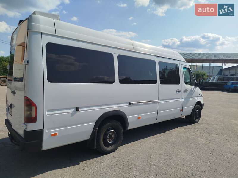 Туристический / Междугородний автобус Mercedes-Benz Sprinter 2003 в Мироновке