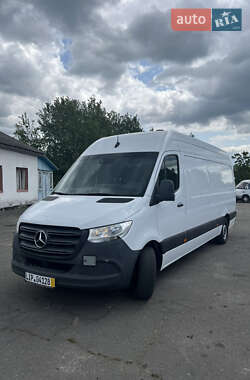 Грузовой фургон Mercedes-Benz Sprinter 2018 в 