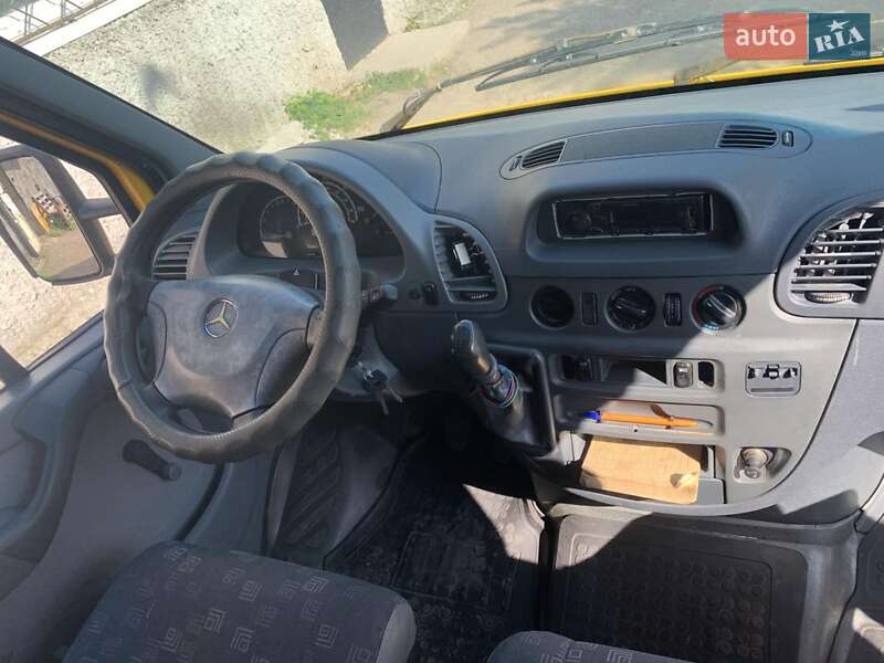 Вантажний фургон Mercedes-Benz Sprinter 2006 в Кропивницькому фото 9 Вантажний фургон Mercedes-Benz Sprinter 2006 в Кропивницькому