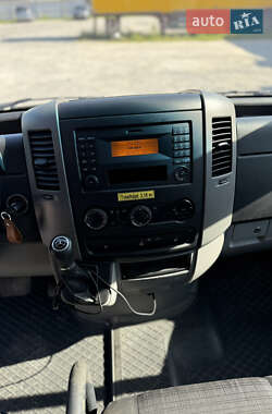 Грузовой фургон Mercedes-Benz Sprinter 2013 в 