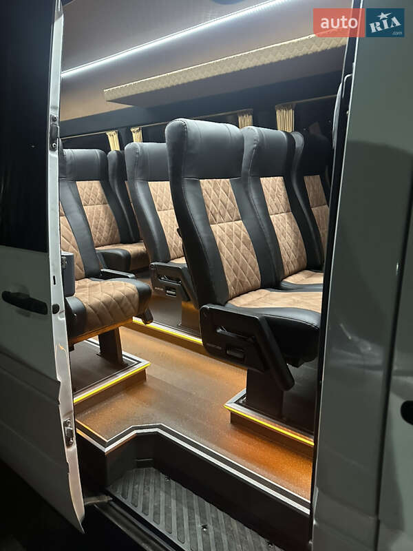 Туристический / Междугородний автобус Mercedes-Benz Sprinter 1997 в Киеве