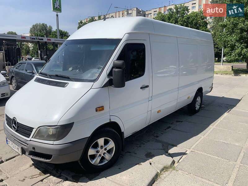 Mercedes-Benz Sprinter 2005