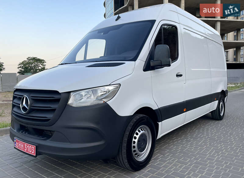 Mercedes-Benz Sprinter 2021