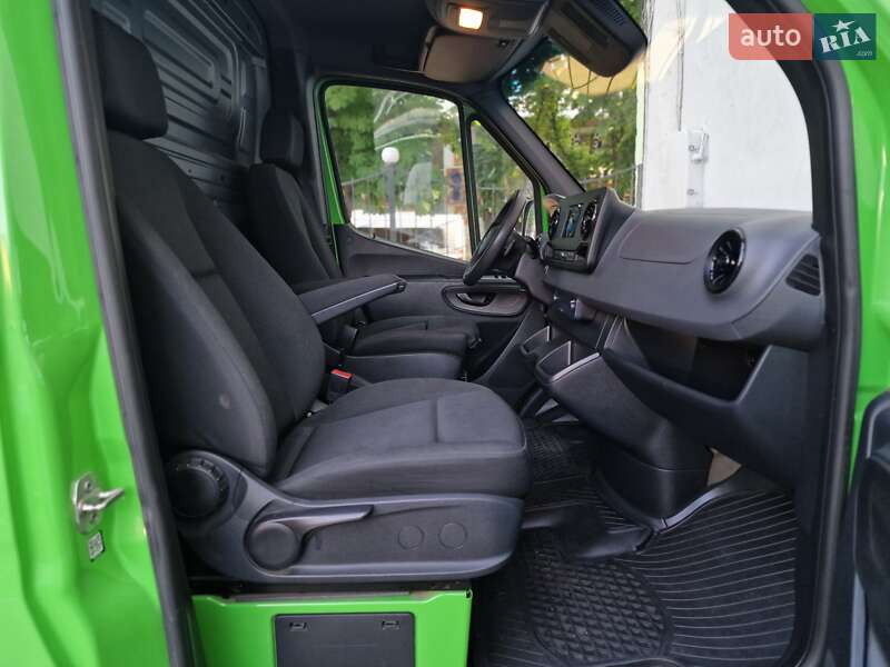 Вантажний фургон Mercedes-Benz Sprinter 2020 в Одесі фото 33 Вантажний фургон Mercedes-Benz Sprinter 2020 в Одесі