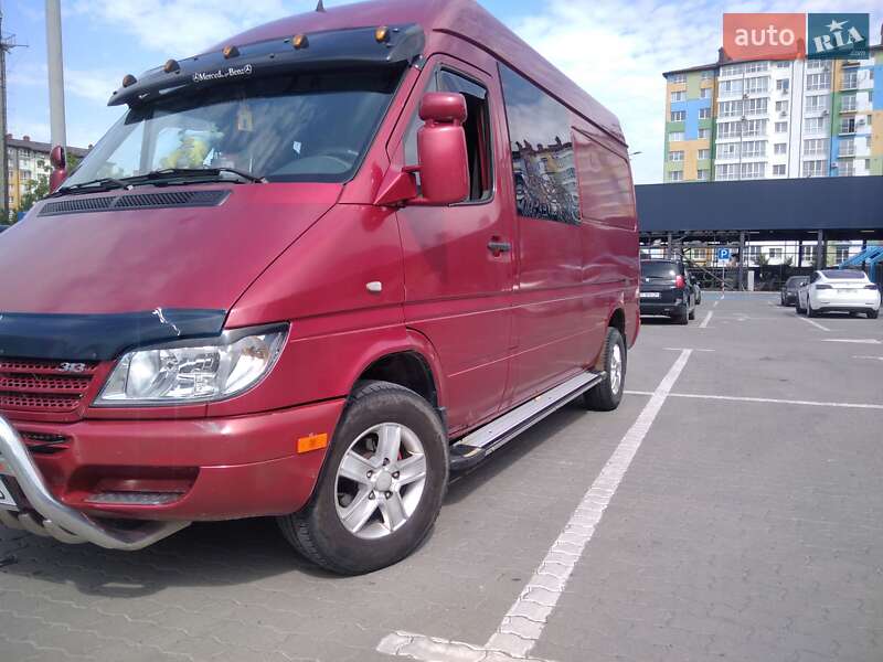 Mercedes-Benz Sprinter 2003