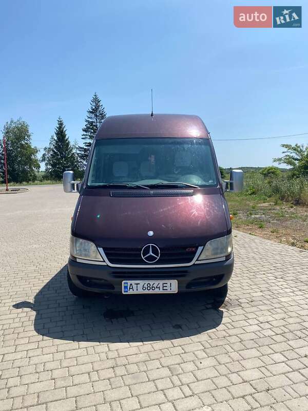 Mercedes-Benz Sprinter 2000