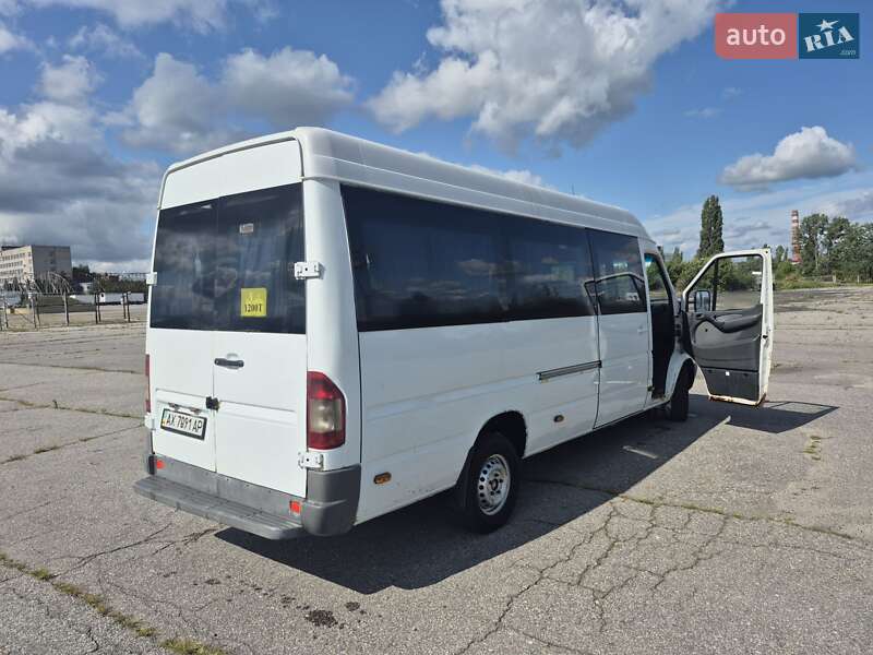 Пригородный автобус Mercedes-Benz Sprinter 2004 в Харькове