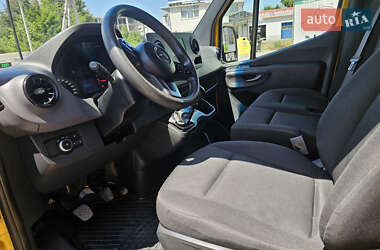 Грузовой фургон Mercedes-Benz Sprinter 2020 в 