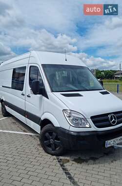 Грузопассажирский фургон Mercedes-Benz Sprinter 2011 в 