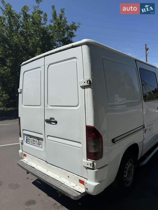 Вантажопасажирський фургон Mercedes-Benz Sprinter 2004 в Вознесенську