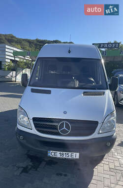 Грузовой фургон Mercedes-Benz Sprinter 2012 в 
