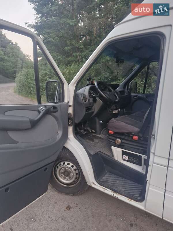 Микроавтобус Mercedes-Benz Sprinter 2005 в Бродах