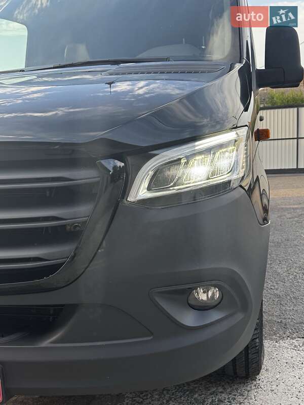 Грузовой фургон Mercedes-Benz Sprinter 2023 в Нововолынске