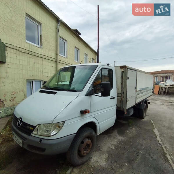 Грузовой фургон Mercedes-Benz Sprinter 2001 в Луцке