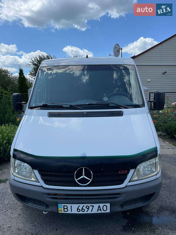Грузовой фургон Mercedes-Benz Sprinter 2006 в Полтаве
