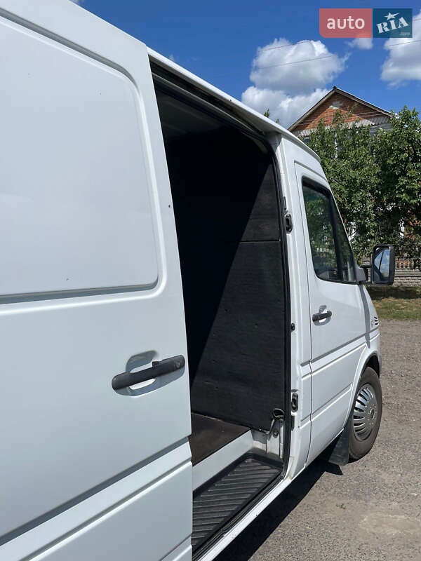 Грузовой фургон Mercedes-Benz Sprinter 2006 в Полтаве