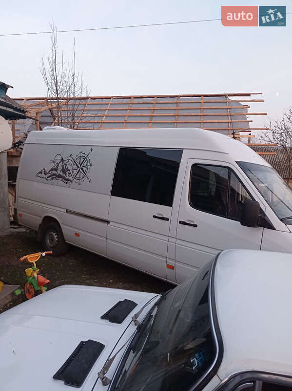 Микроавтобус Mercedes-Benz Sprinter 2003 в Кременце