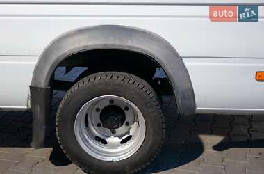 Грузовой фургон Mercedes-Benz Sprinter 2005 в 