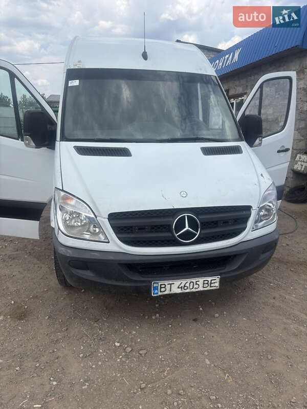 Mercedes-Benz Sprinter 2013