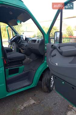 Микроавтобус Mercedes-Benz Sprinter 2000 в 