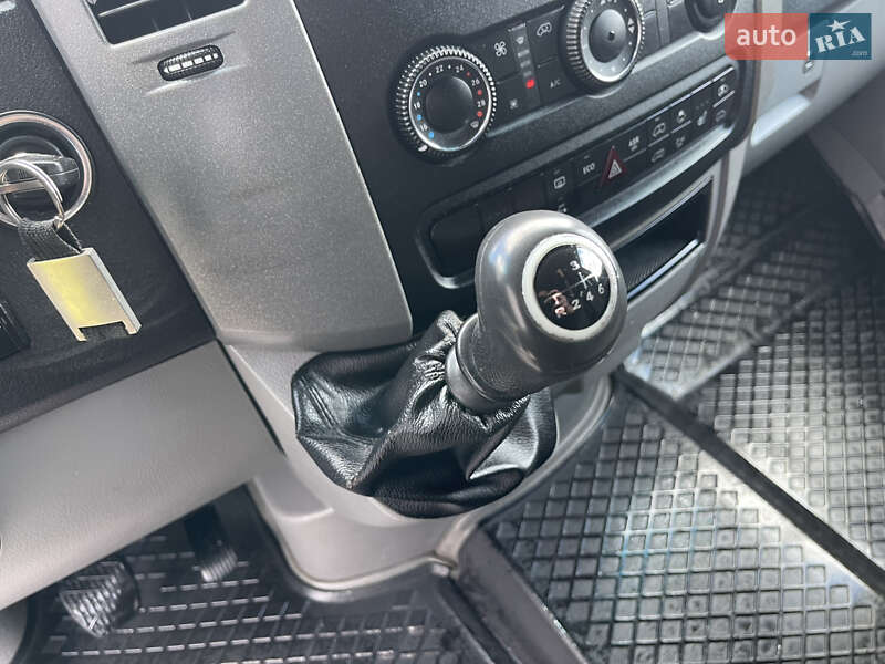 Мікроавтобус Mercedes-Benz Sprinter 2015 в Рівному