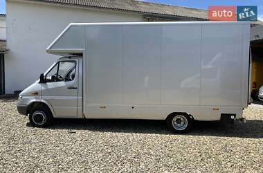 Грузовой фургон Mercedes-Benz Sprinter 2005 в 