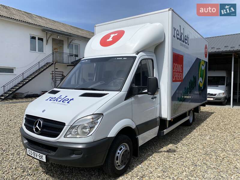 Mercedes-Benz Sprinter 2011