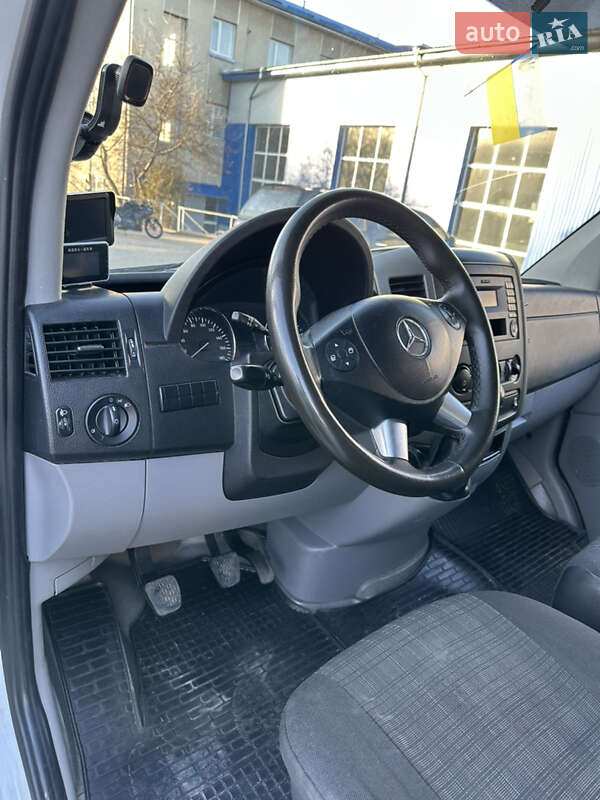 Эвакуатор Mercedes-Benz Sprinter 2015 в Бучаче