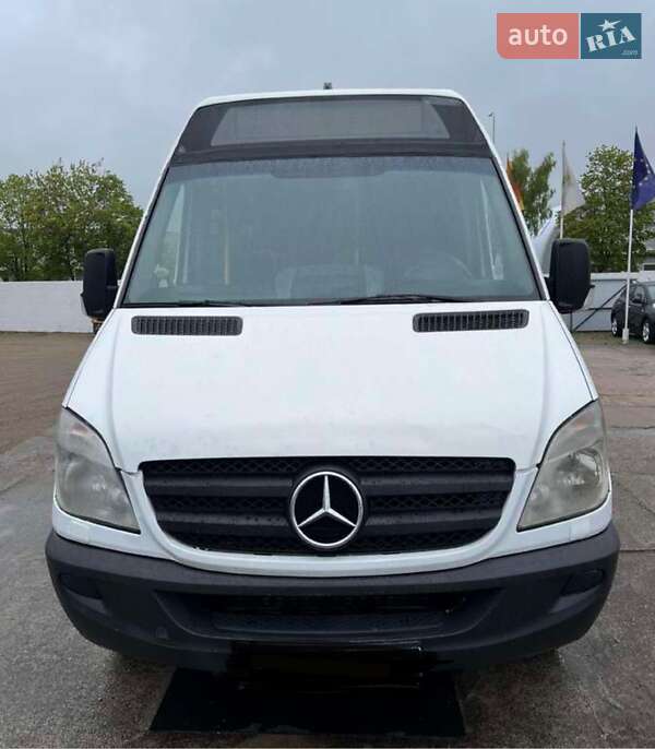 Приміський автобус Mercedes-Benz Sprinter 2013 в Білій Церкві
