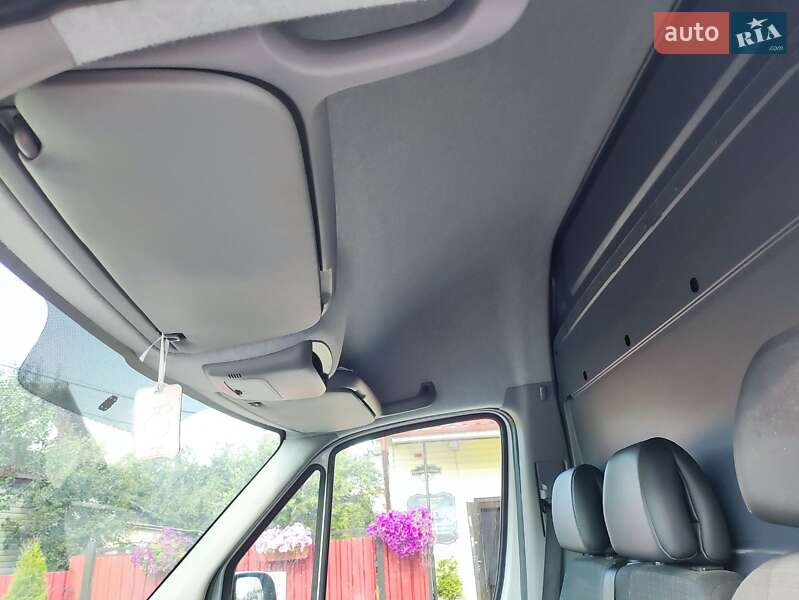 Грузовой фургон Mercedes-Benz Sprinter 2016 в Рокитном
