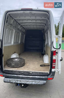 Грузовой фургон Mercedes-Benz Sprinter 2016 в 