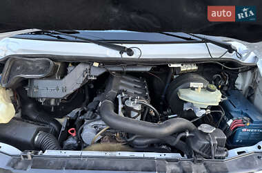 Грузовой фургон Mercedes-Benz Sprinter 2005 в 