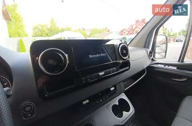 Грузопассажирский фургон Mercedes-Benz Sprinter 2020 в 