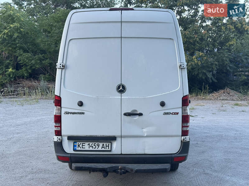 Грузовой фургон Mercedes-Benz Sprinter 2013 в Днепре