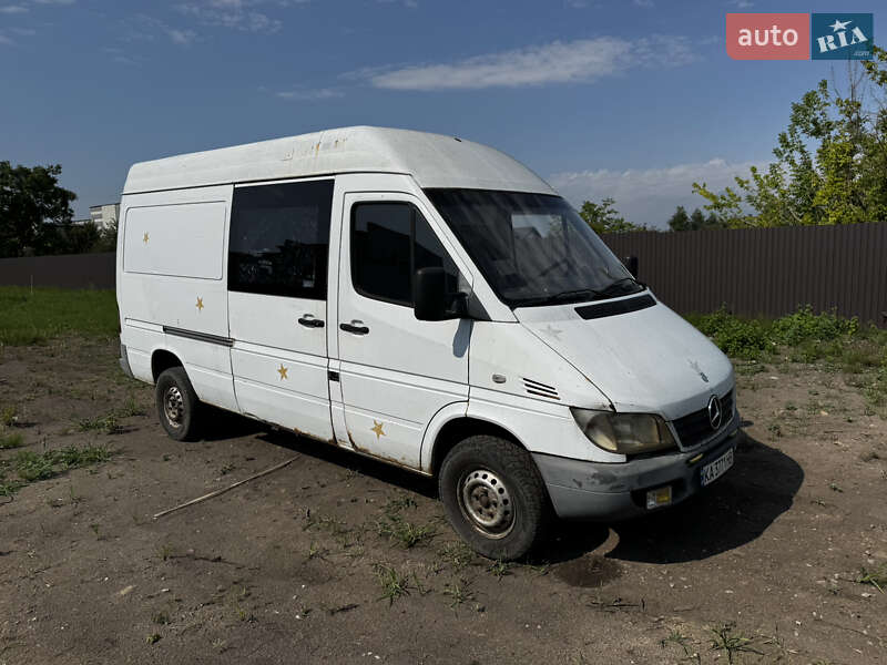 Mercedes-Benz Sprinter 2004