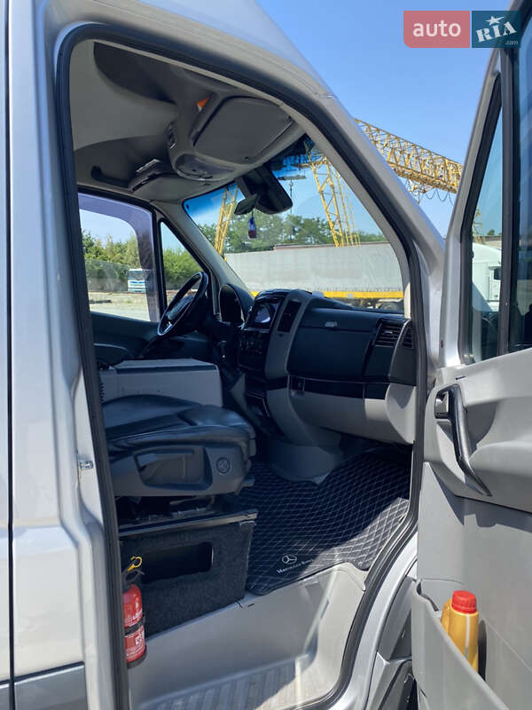 Грузопассажирский фургон Mercedes-Benz Sprinter 2017 в Житомире