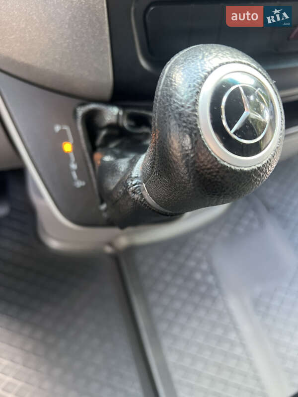 Вантажний фургон Mercedes-Benz Sprinter 2015 в Вінниці