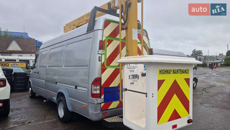 Mercedes-Benz Sprinter 2004