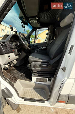 Микроавтобус Mercedes-Benz Sprinter 2012 в 