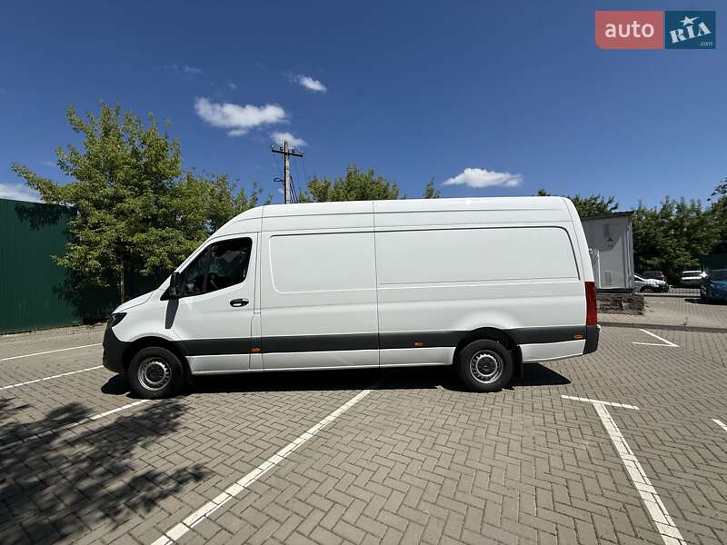 Грузовой фургон Mercedes-Benz Sprinter 2023 в Киеве