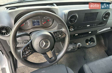 Грузовой фургон Mercedes-Benz Sprinter 2019 в 