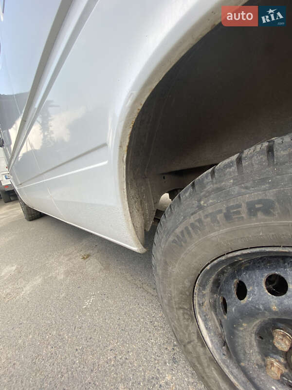 Грузовой фургон Mercedes-Benz Sprinter 2001 в Днепре