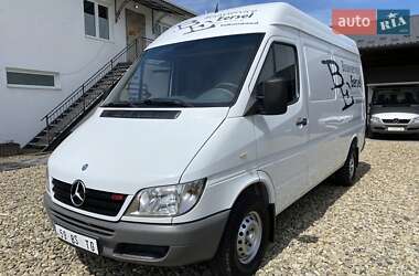 Грузовой фургон Mercedes-Benz Sprinter 2004 в Снятине