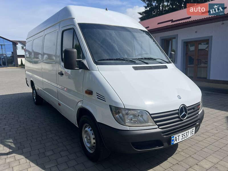 Вантажний фургон Mercedes-Benz Sprinter 2001 в Львові