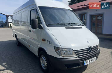 Грузовой фургон Mercedes-Benz Sprinter 2001 в 