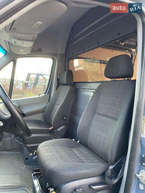 Грузовой фургон Mercedes-Benz Sprinter 2018 в Ровно